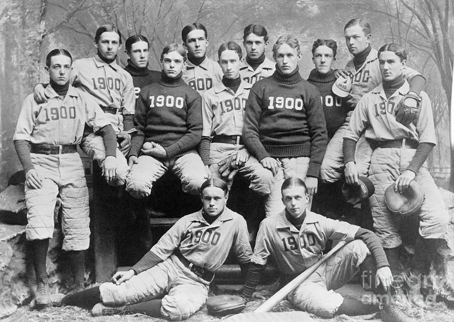 Yale University Baseball Team Photo Photograph by Bettmann
