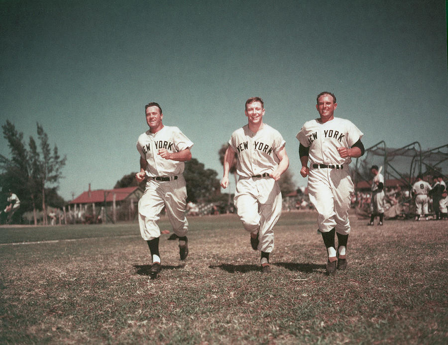 Yankees Outfield Photograph by Hulton Archive Yankees Outfield Photograph by Hulton Archive