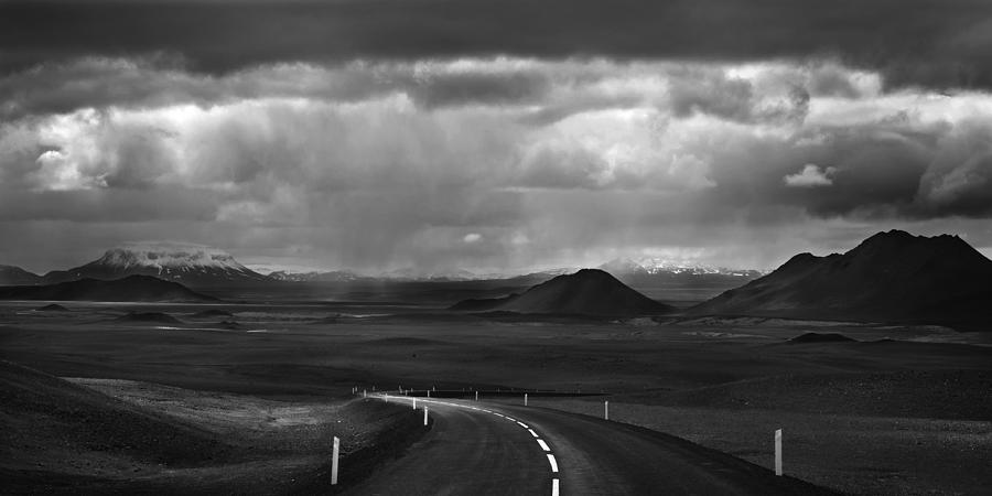 Iceland Photograph - Yearnig by Jure Kravanja