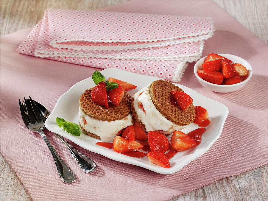 Yoghurt And Elderflower Ice Cream Sandwiches With Strawberries Photograph by Stockfood Studios / Photoart