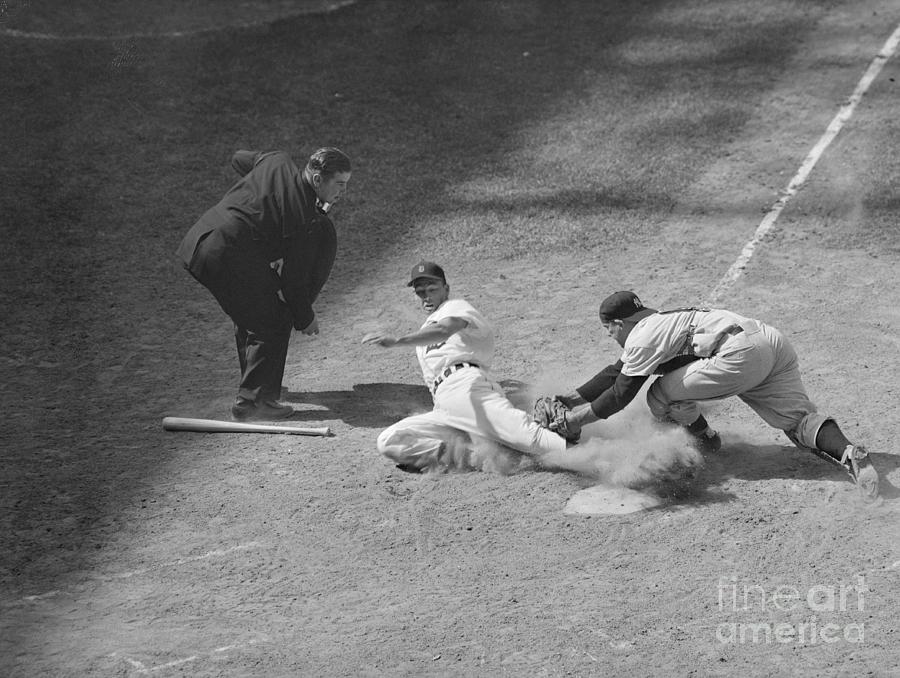 New York Yankees Catcher Yogi Berra Metal Print