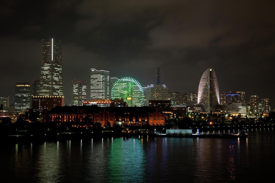 Yokohama Skyline Photograph by Peter Oshkai (www.peteroshkai.com)