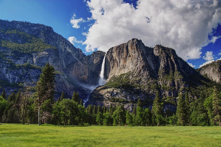 Yosemite Falls Photograph by Thomas Kurmeier