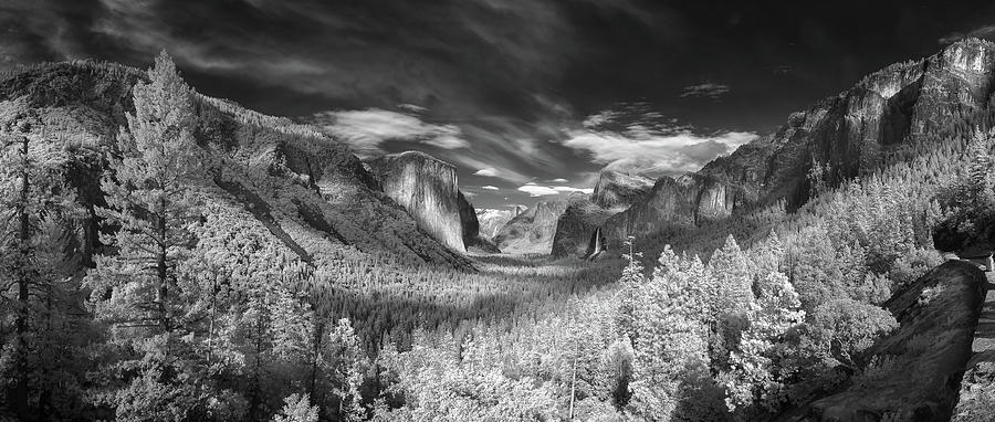 Yosemite Valley from Tunnel View Photograph by Dave Wilson