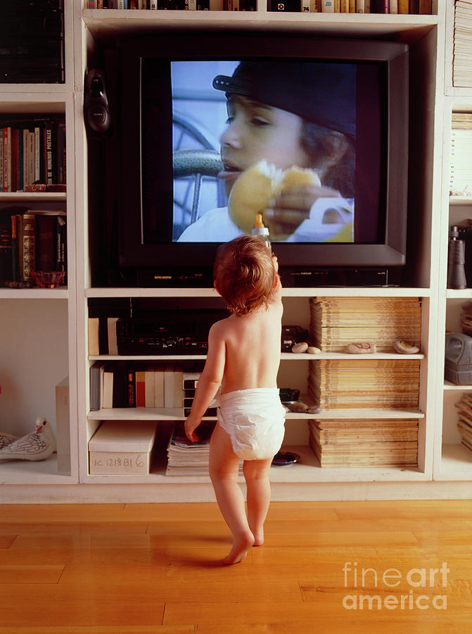 Young Child Stands And Watches Television Photograph by Science Photo Library Young Child Stands And Watches Television Photograph by Science Photo Library