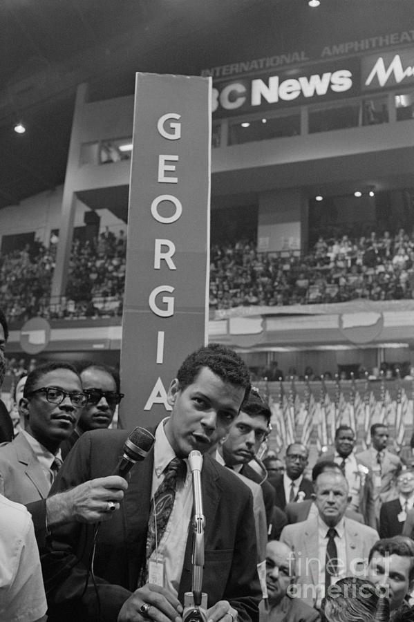 Young Julian Bond Speaking At Microphone Photograph by Bettmann