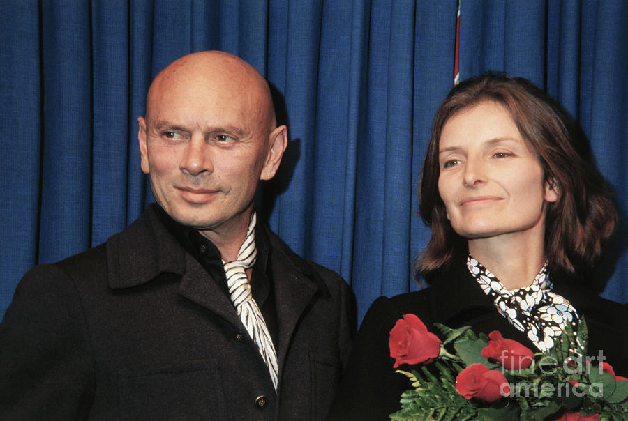 Yul Brynner Smiling With His Wife Photograph by Bettmann