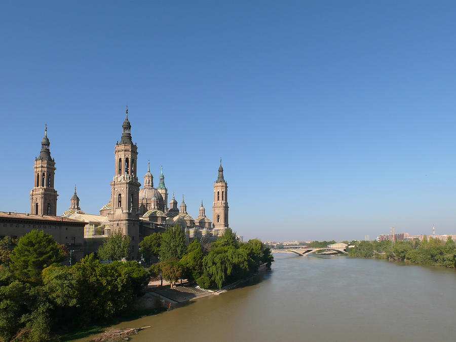 Zaragoza And River Ebro Photograph by Arturbo