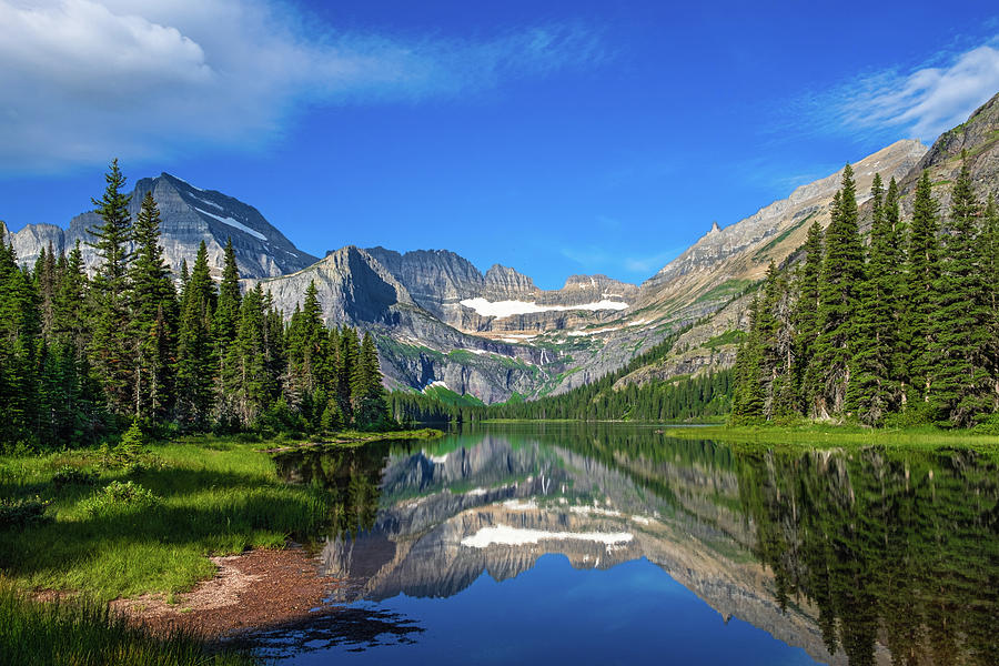 0000296_A calm view of lake Josephine along the Grinnell Glacier ...