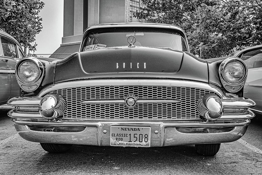 1955 Buick Roadmaster Sedan Photograph by Gestalt Imagery - Fine Art ...