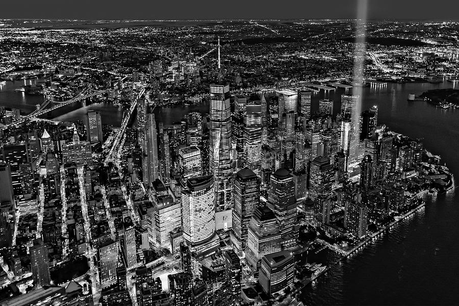 911 Tribute In Light In NYC BW #1 Photograph by Susan Candelario