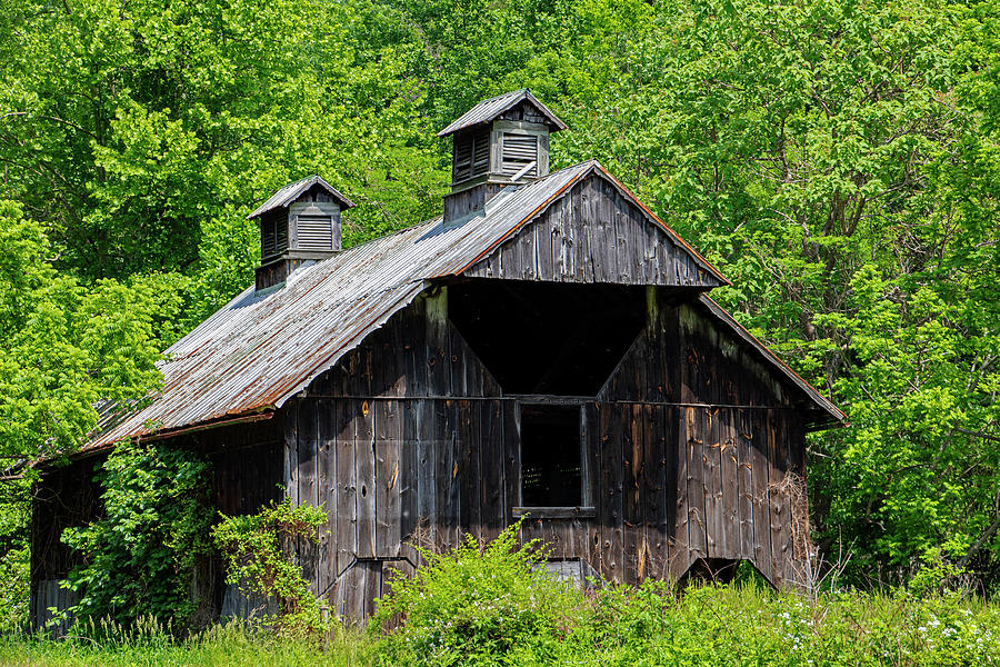 Architecture Photograph - Abandoned Barn #1 by Jean Haynes