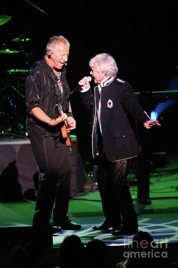 Air Supply - Graham Russell and Russell Hitchcock Photograph by Concert ...