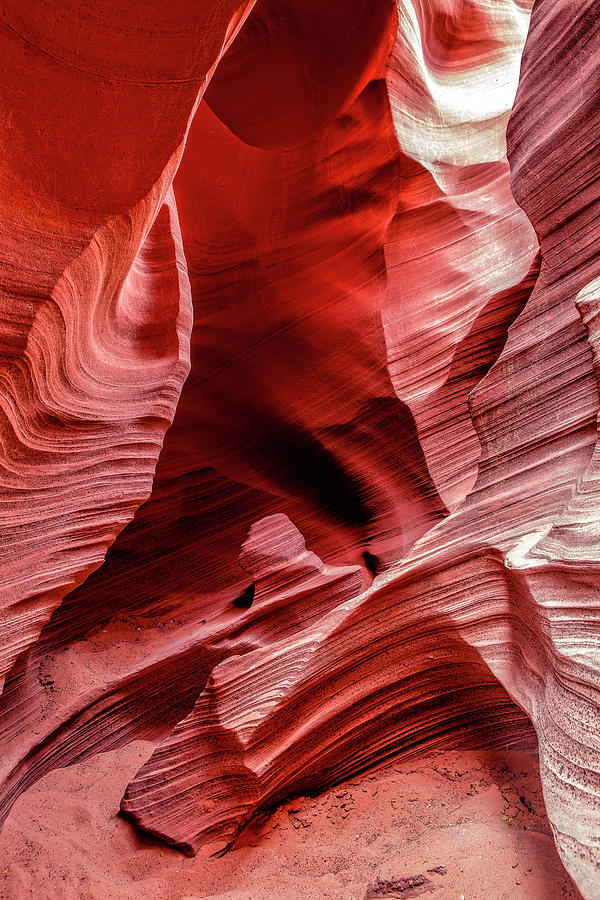 Antelope Canyon Photograph by Lee Smith