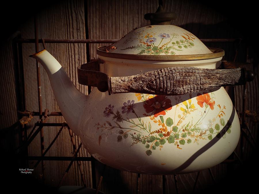 Antique Tea Pot #1 Photograph by Richard Thomas