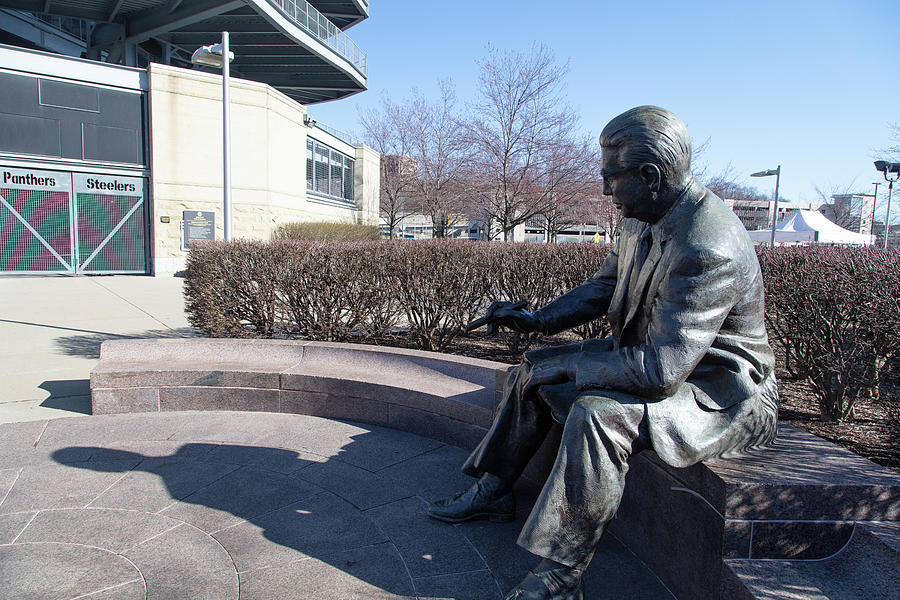 Art Rooney statue in Pittsburgh Pennsylvania #1 Photograph by Eldon McGraw