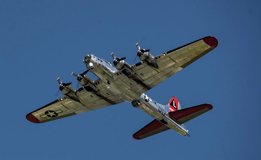 B-17 Flying Fortress #1 Photograph by David Bearden