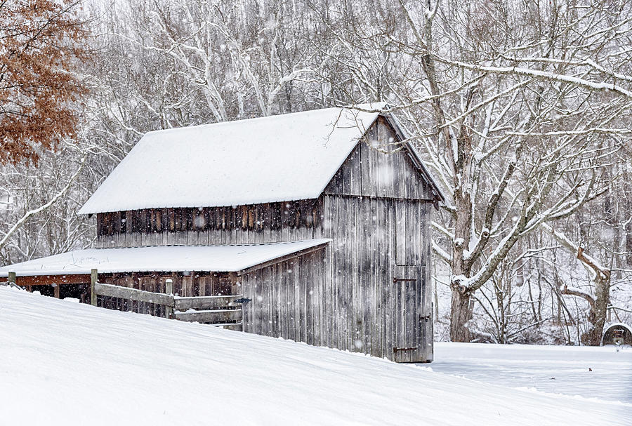 Barn in the Snow #2557 #1 Photograph by Susan Yerry