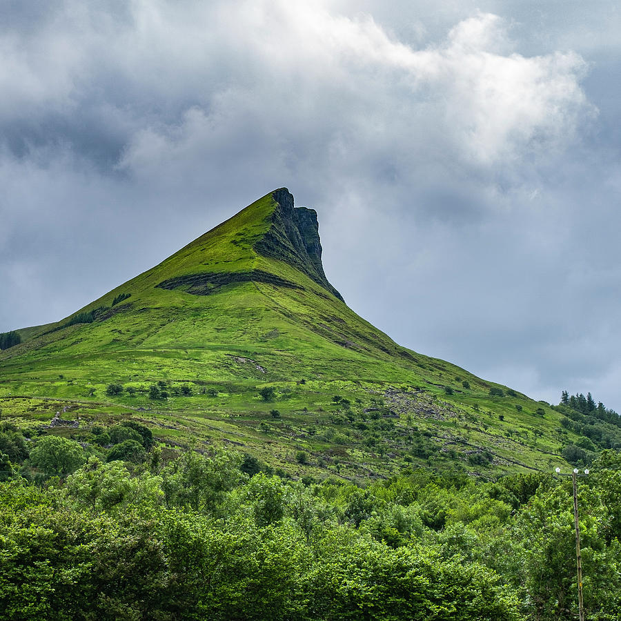 Benwisken Mountain, Gleniff Horseshoe nature preserve, Ireland #1 Photograph by David L Moore