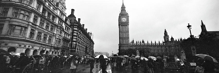 Big ben and the Houses of Parliament black and white #1 Photograph by Sonny Ryse