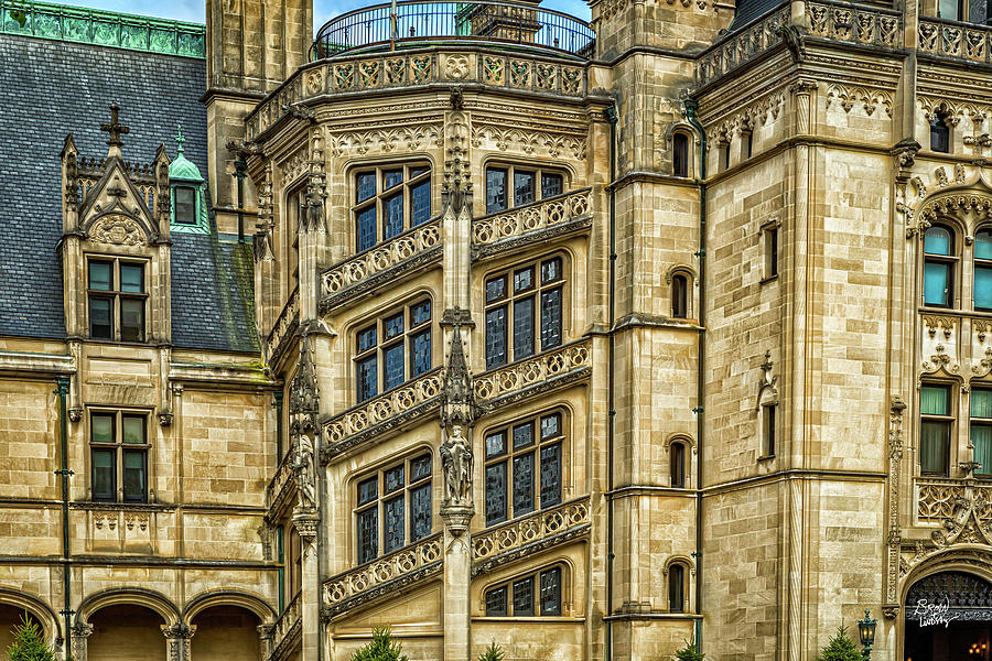 https://images.fineartamerica.com/images/artworkimages/mediumlarge/3/1-biltmore-estate-architectural-details-asheville-north-carolina-gestalt-imagery.jpg