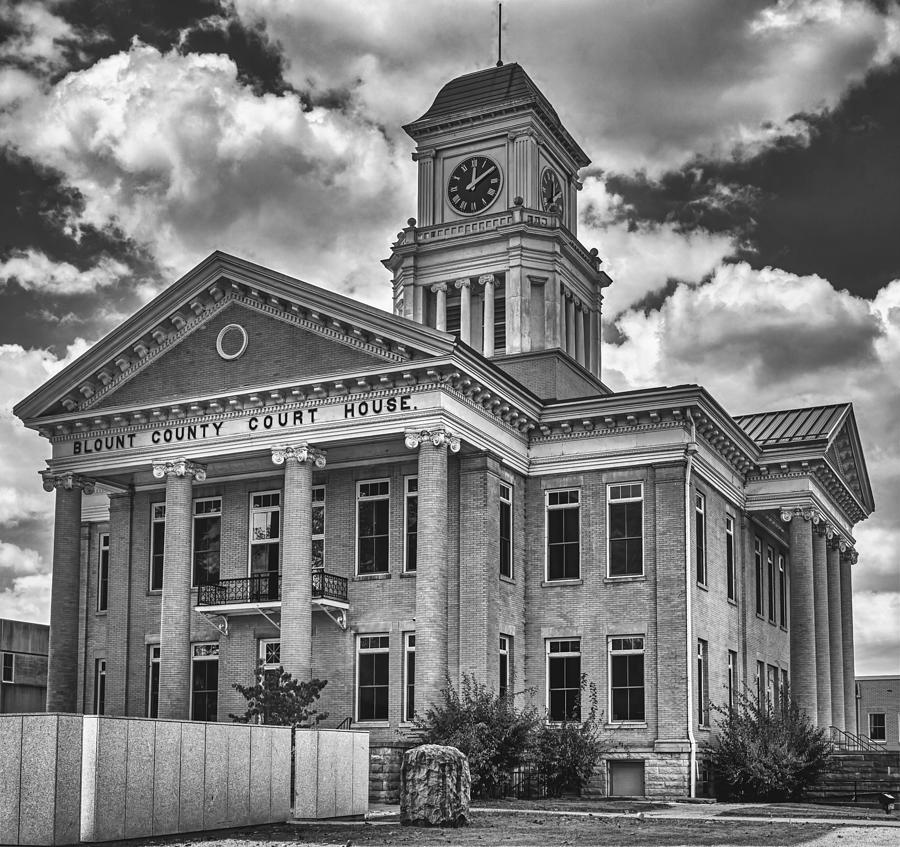 Blount County Courthouse - Maryville, Tennessee Photograph By Mountain ...