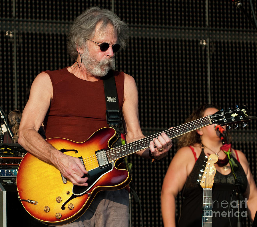 Bob Weir with Furthur at Charter Amphitheatre at Heritage Park i ...