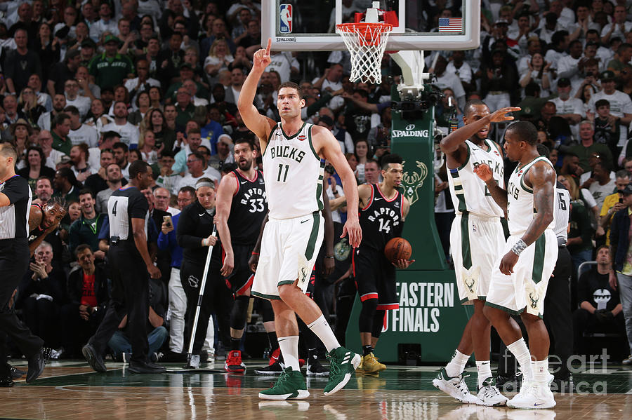 Brook Lopez Photograph by Gary Dineen