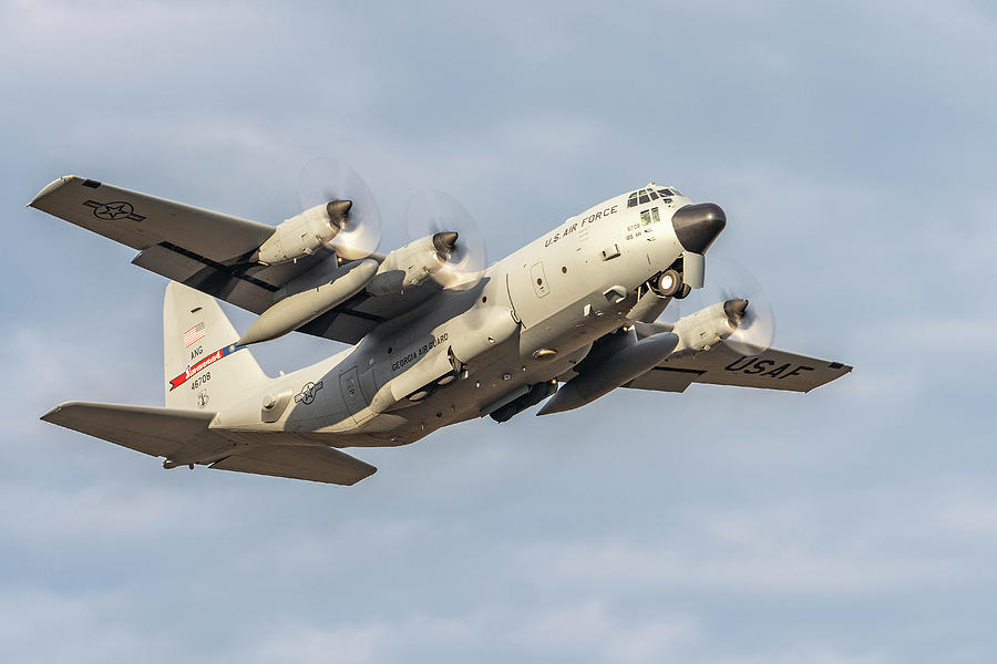 C-130 Hercules Tote Bags for Sale - Fine Art America