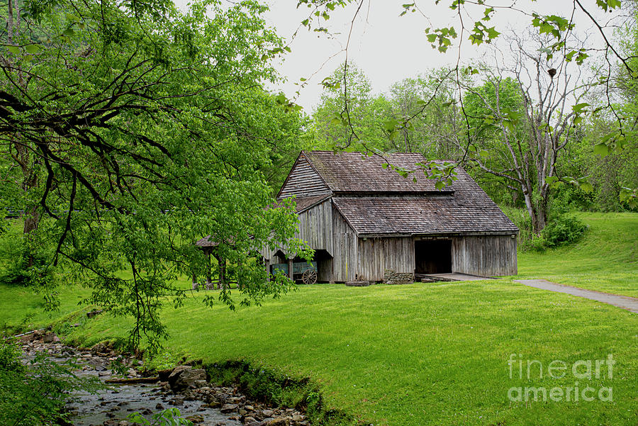 Caleb Crosby Threshing Barn Photograph by Grace Grogan Pixels