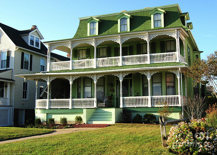 Cape May Victorian #1 Photograph by Skip Willits