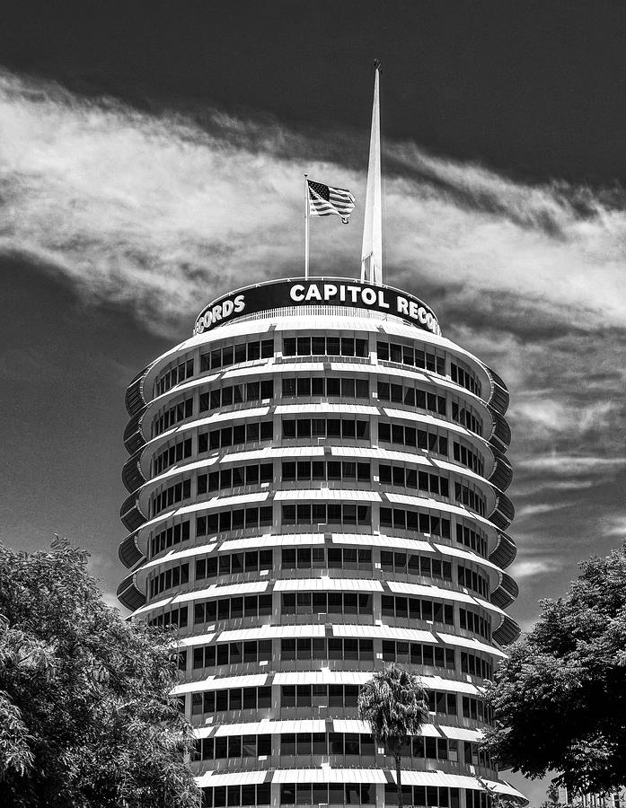 Capitol Records Tower - Los Angeles Photograph By Mountain Dreams - Pixels