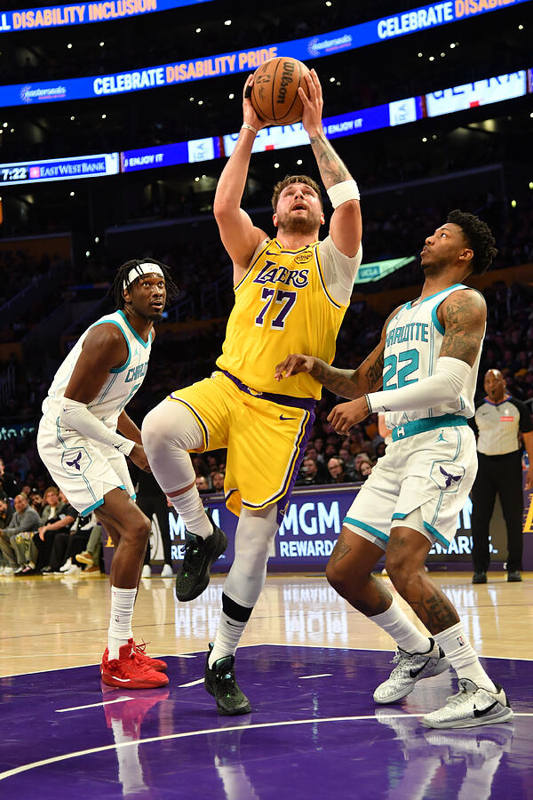 Charlotte Hornets v Los Angeles Lakers #1 Photograph by Juan Ocampo Charlotte Hornets v Los Angeles Lakers #1 Photograph by Juan Ocampo