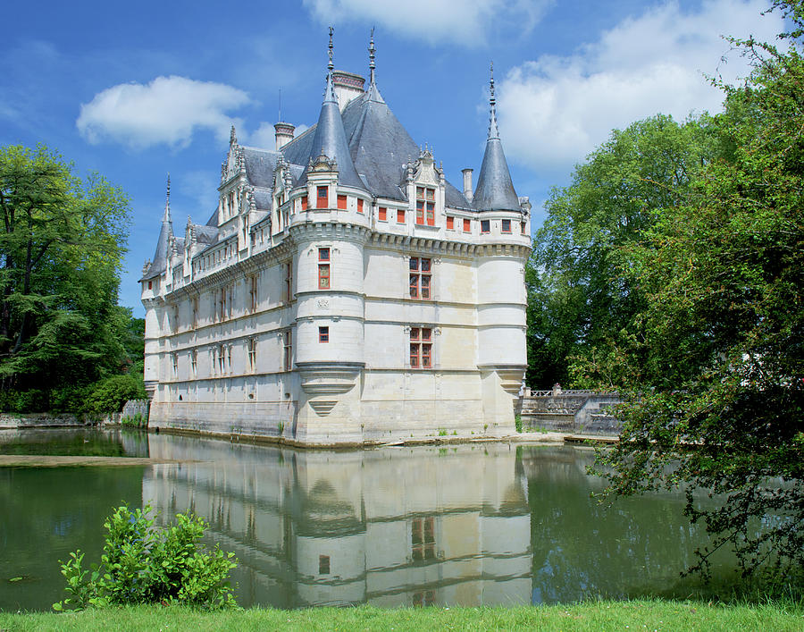 Chateau Azay-le-Rideau #2 Photograph by Matthew DeGrushe