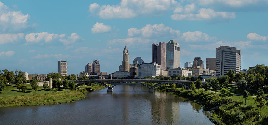 Columbus Ohio skyline #1 Photograph by Eldon McGraw