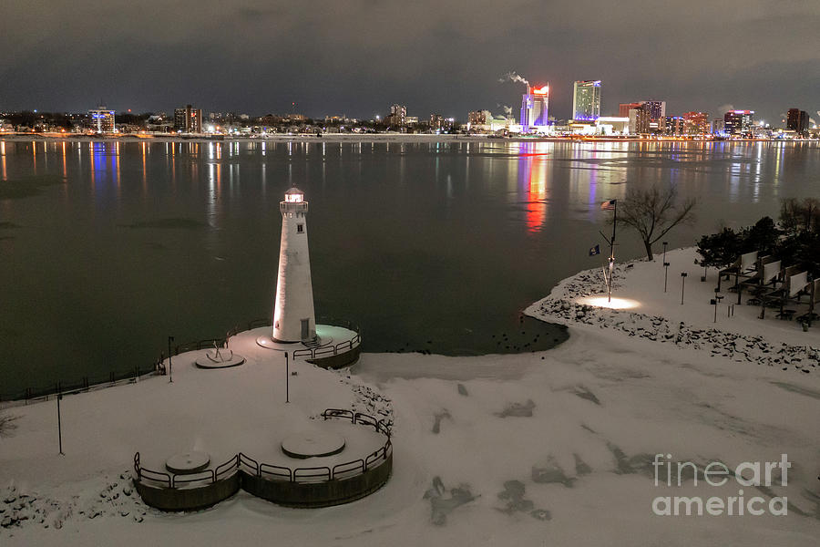 Detroit River Lighthouse Photograph by Jim West