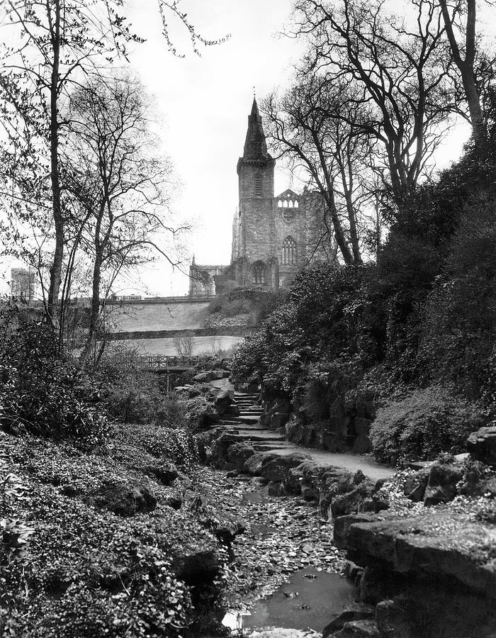 Architecture Photograph - Dunfermline Abbey #1 by Underwood Archives