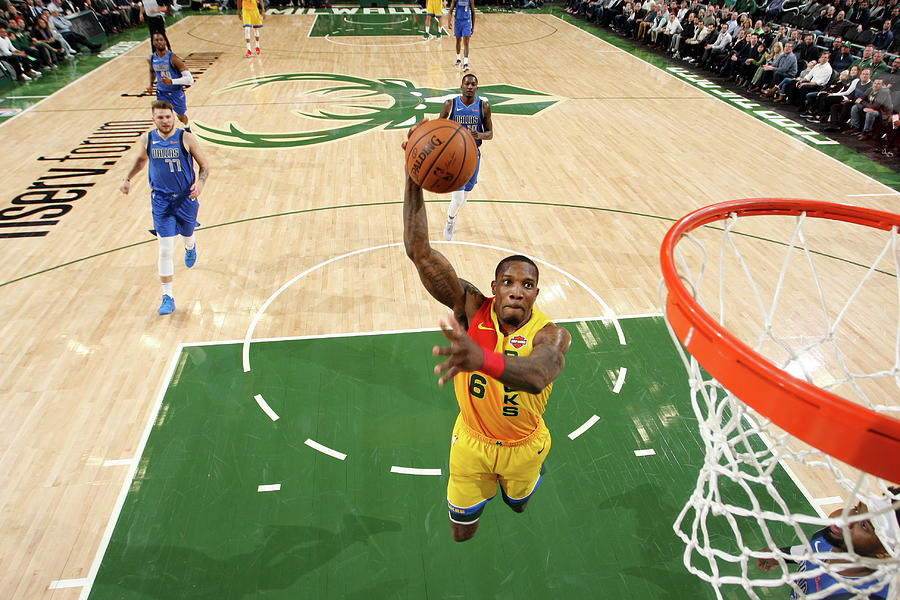 Eric Bledsoe #1 Photograph by Gary Dineen
