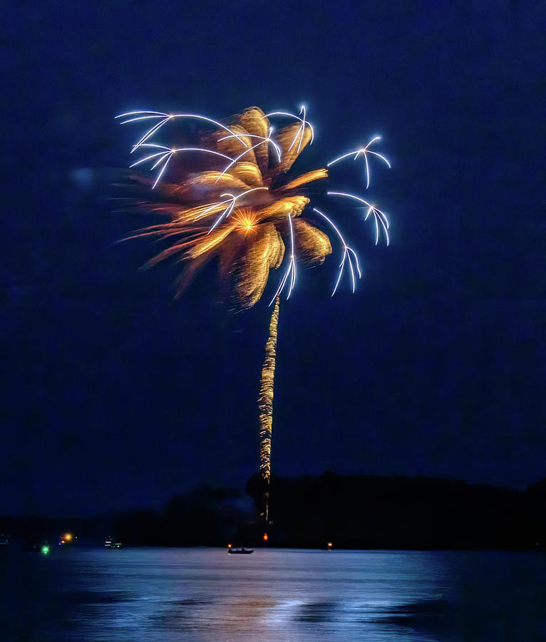 Fireworks 10 #1 Photograph by Paul Freidlund