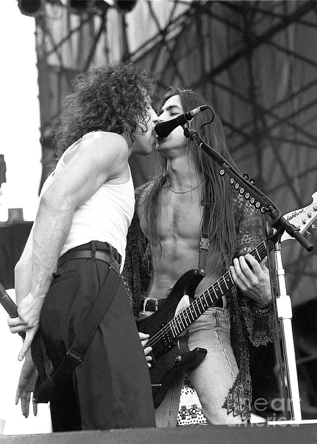 Gary Cherone and Nuno Bettencourt - Extreme Photograph by Concert ...