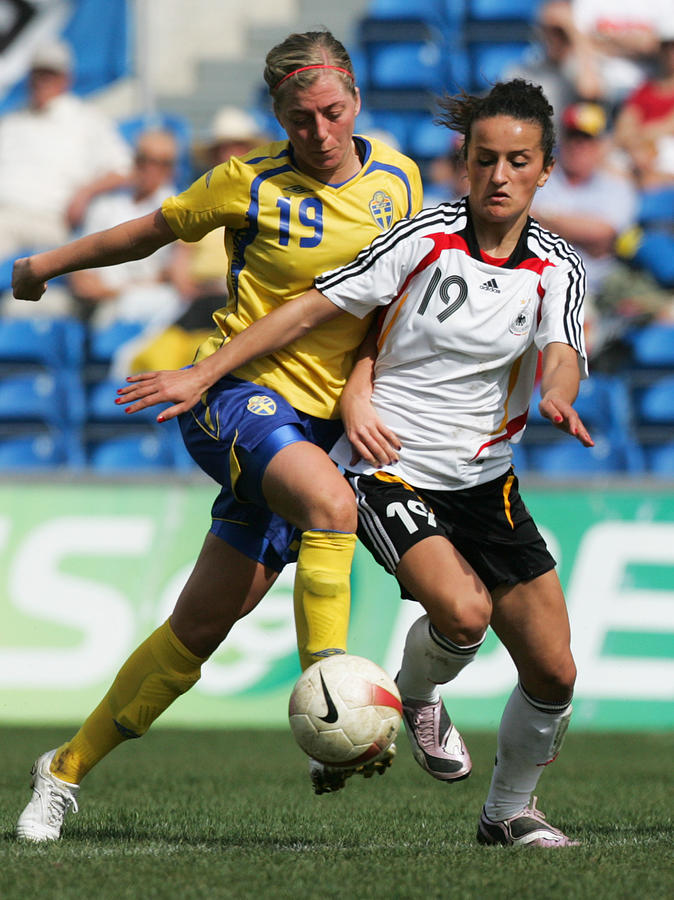Germany v Sweden - Womens Algarve Cup #1 Photograph by Getty Images