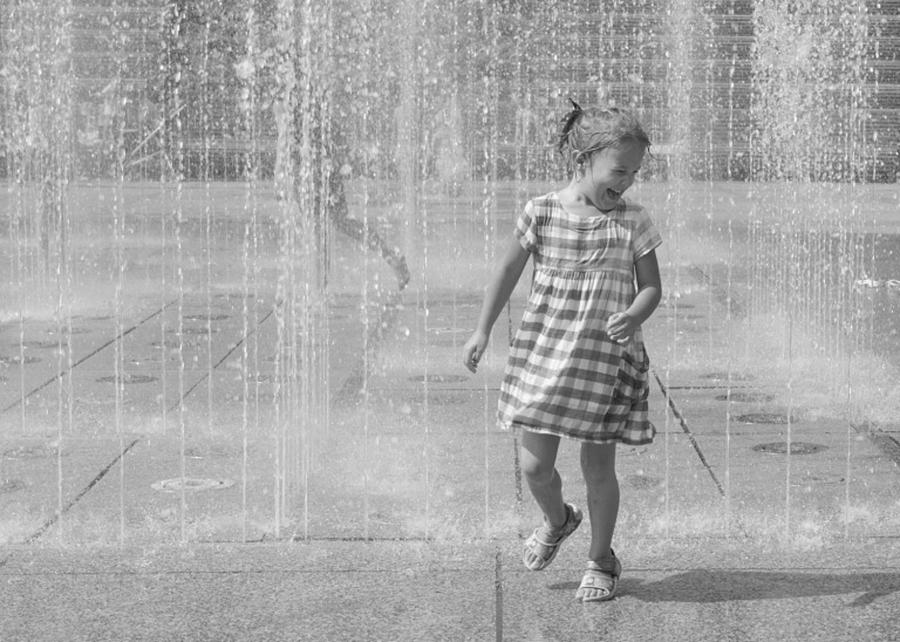 Girl in Fountain #1 Photograph by Stephen Dennstedt