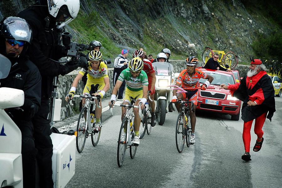Giro dItalia Stage 14 #1 Photograph by Lars Ronbog