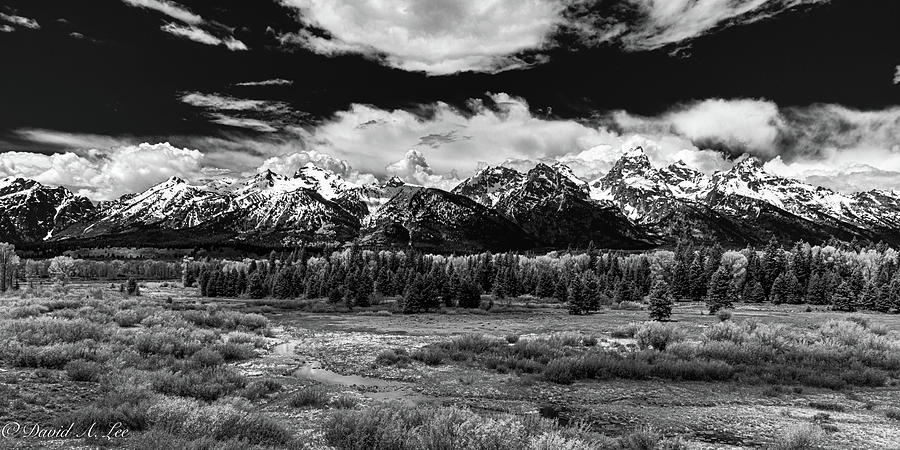Grand Teton Mountain Range Photograph by David Lee