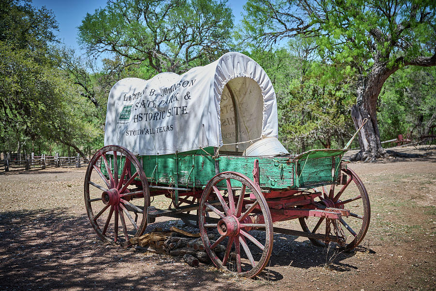 Green Covered Wagon #1 Photograph by Paul Freidlund