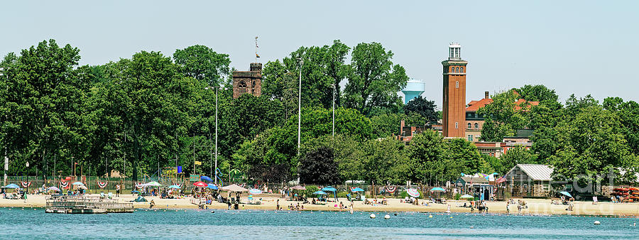 Harbor Island Park and Beach in Mamaroneck, New York #1 Photograph by David Oppenheimer