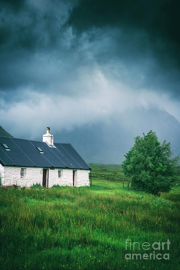Highland Cottage #1 Photograph by David Lichtneker