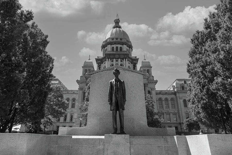 Illinois state capitol in Springfield, Illinois with Abraham Lincoln statue in black and white #1 Photograph by Eldon McGraw
