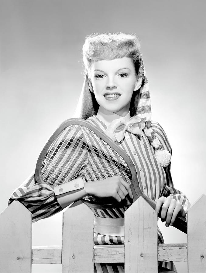 JUDY GARLAND in MEET ME IN ST. LOUIS -1944-, directed by VINCENTE MINNELLI. #1 Photograph by Album
