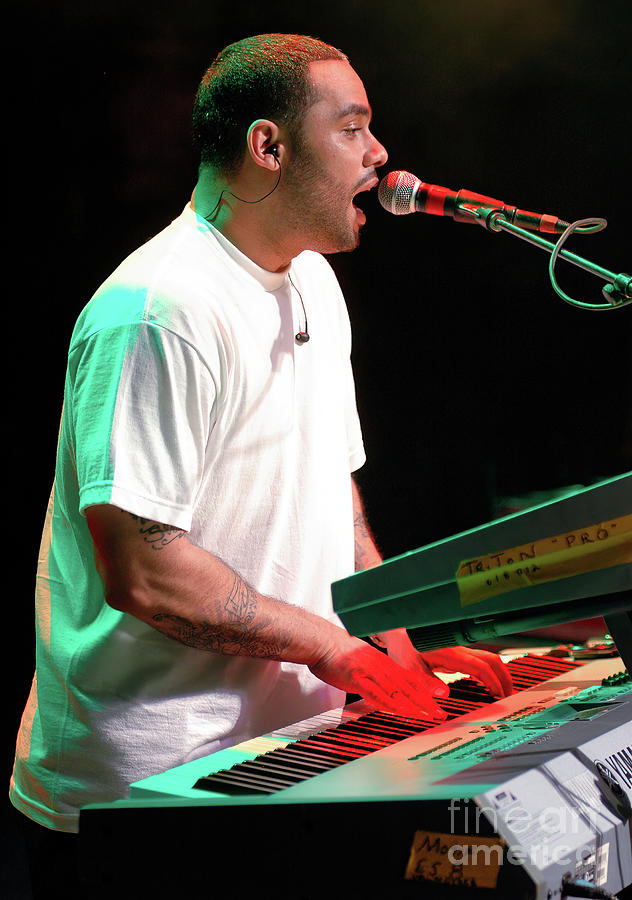 Kamal Gray on Keyboards with The Roots #1 Photograph by David Oppenheimer